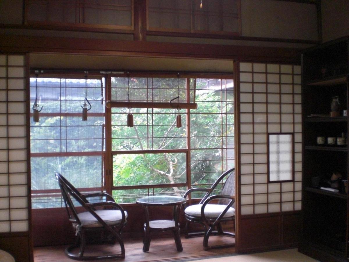 Отель Atami Ikyuan 熱海一休庵 Экстерьер фото