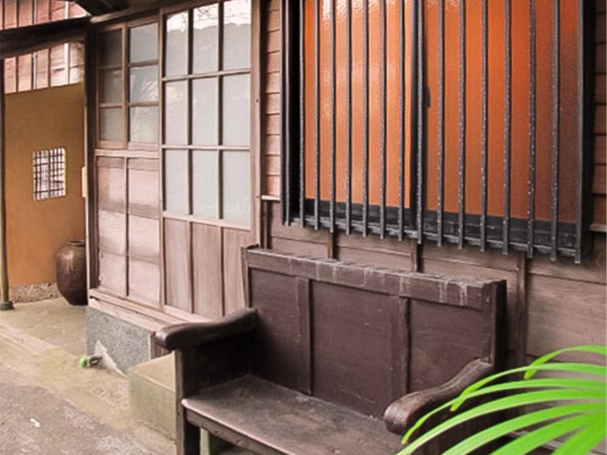 Отель Atami Ikyuan 熱海一休庵 Экстерьер фото