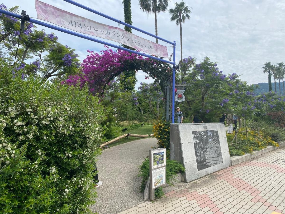 Отель Atami Ikyuan 熱海一休庵 Экстерьер фото