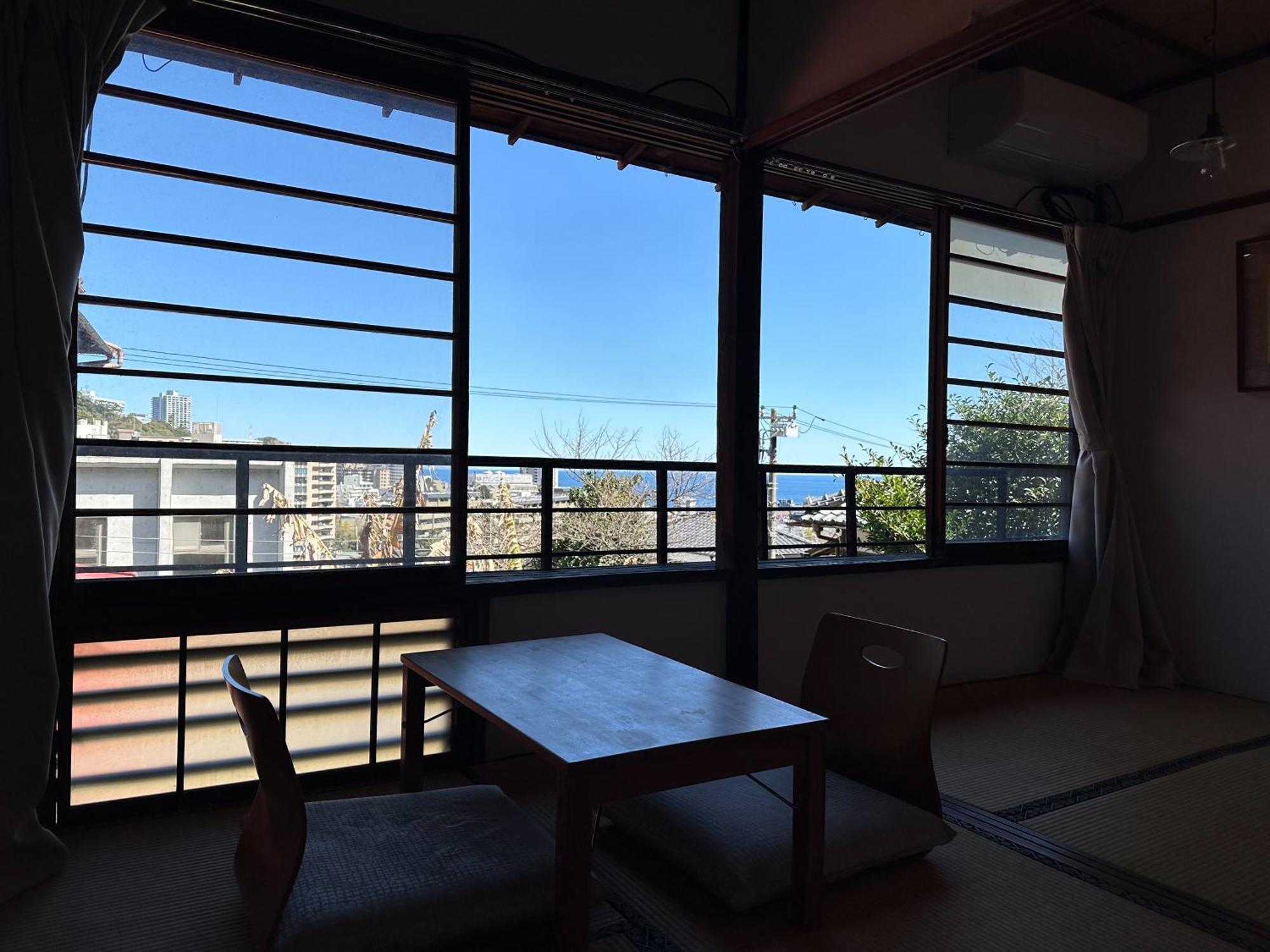 Отель Atami Ikyuan 熱海一休庵 Экстерьер фото